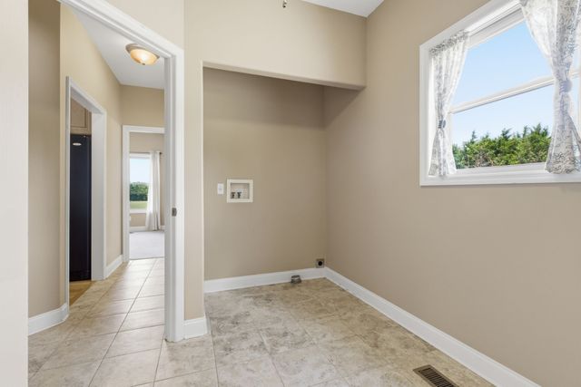 2453 Big Springs Rd, Lebanon, TN 37087