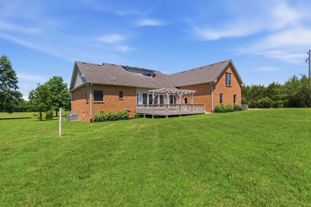 2453 Big Springs Rd, Lebanon, TN 37087