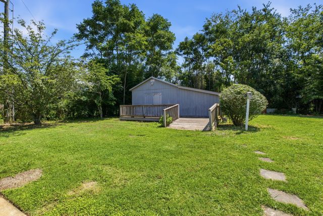 2453 Big Springs Rd, Lebanon, TN 37087
