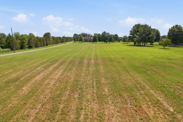 2453 Big Springs Rd, Lebanon, TN 37087
