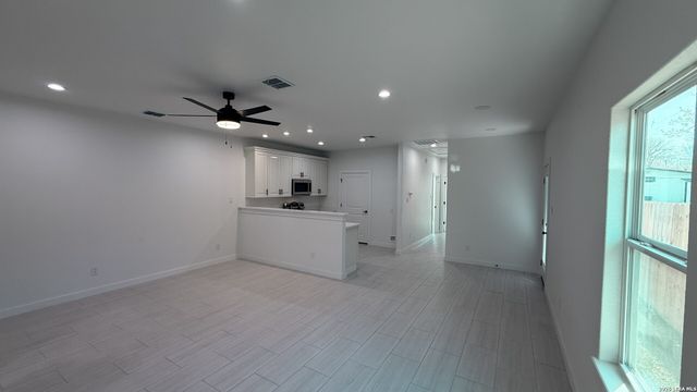 214 Pima, San Antonio, TX 78211