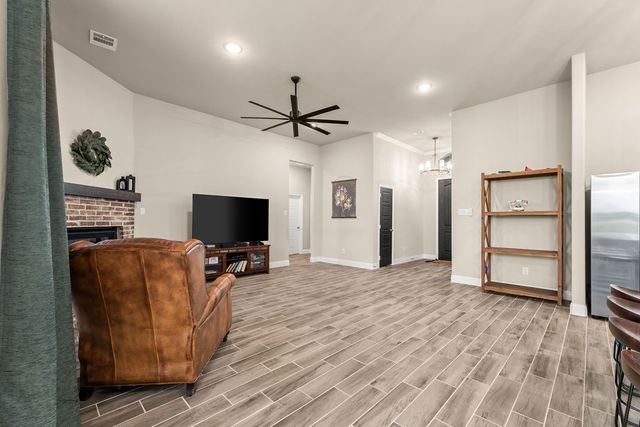 8130 Honeywell Avenue, Greenville, TX 75402