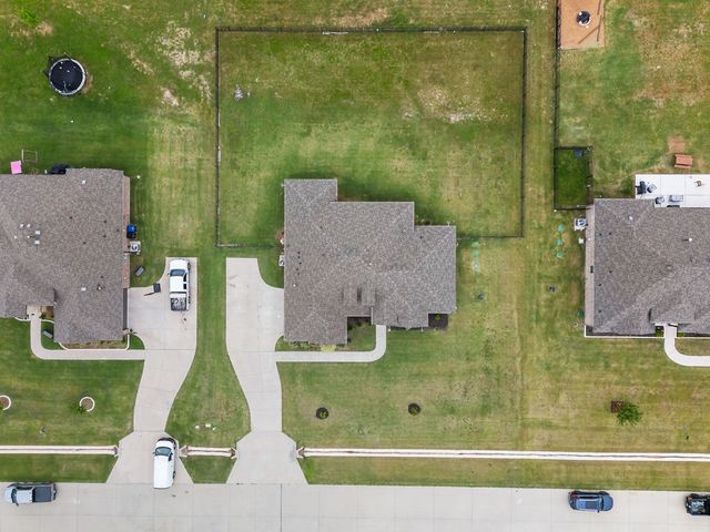 8130 Honeywell Avenue, Greenville, TX 75402