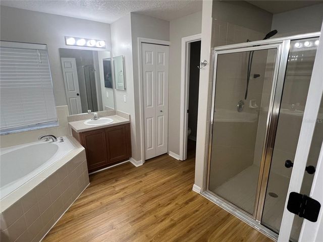 1063 BLUEGRASS DRIVE, Groveland, FL 34736