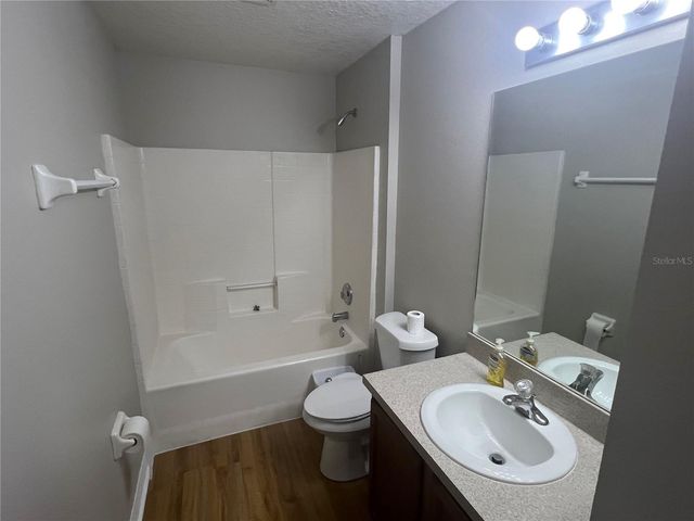 1063 BLUEGRASS DRIVE, Groveland, FL 34736