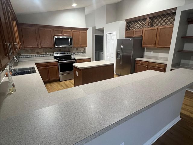 1063 BLUEGRASS DRIVE, Groveland, FL 34736