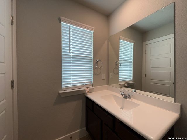 324 Mar Hill St, Seguin, TX 78155
