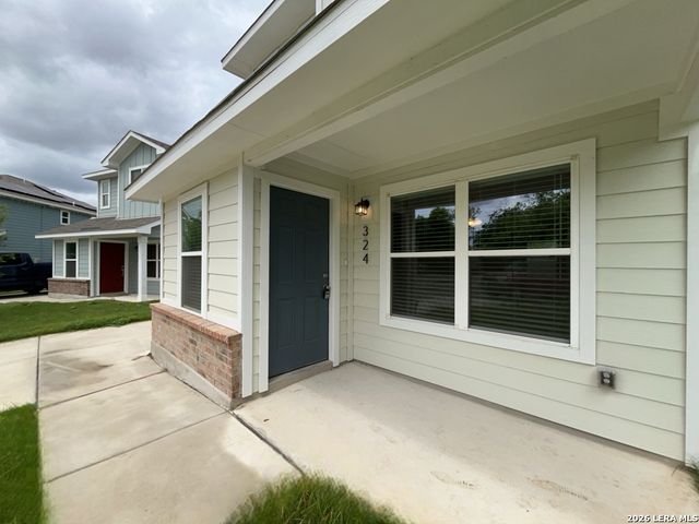 324 Mar Hill St, Seguin, TX 78155