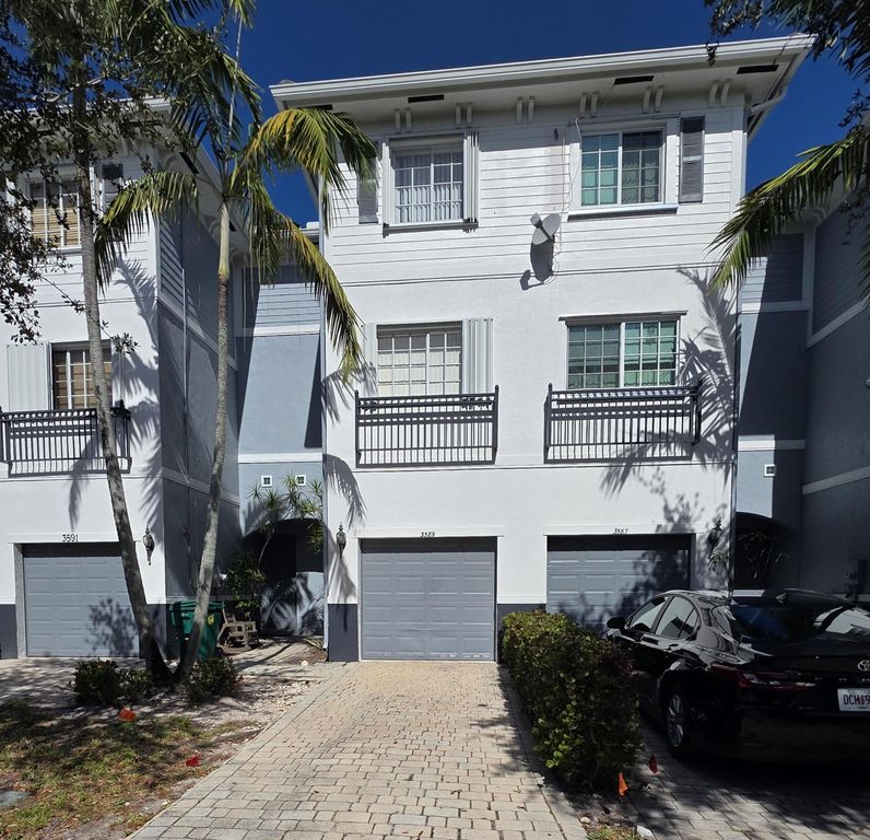 3589 NW 14th Court S 3589, Lauderhill, FL 33311