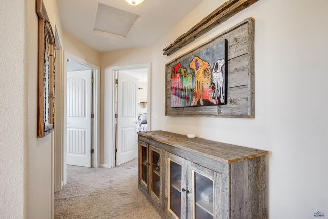 3315 CHIEF DR, Rapid City, SD 57701
