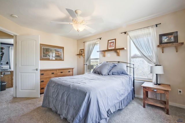 3315 CHIEF DR, Rapid City, SD 57701