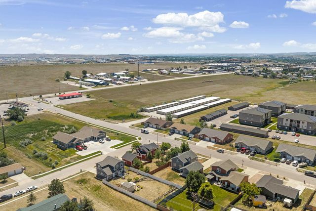 3315 CHIEF DR, Rapid City, SD 57701