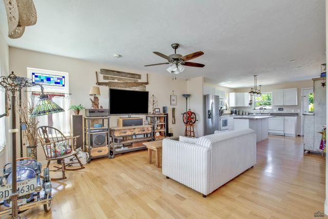3315 CHIEF DR, Rapid City, SD 57701