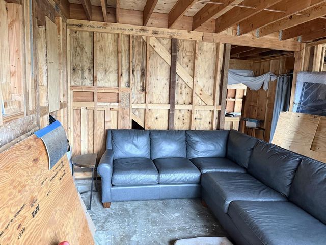 87 Lawrence Avenue, Watsonville, CA 95076