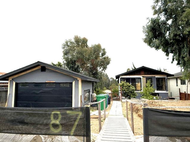 87 Lawrence Avenue, Watsonville, CA 95076
