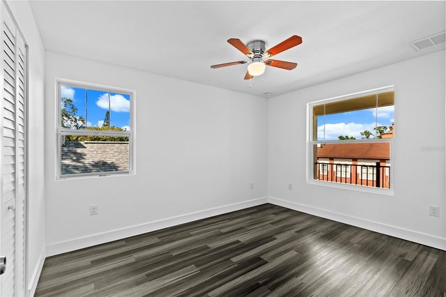 2141 UPTON COURT S, St Petersburg, FL 33712