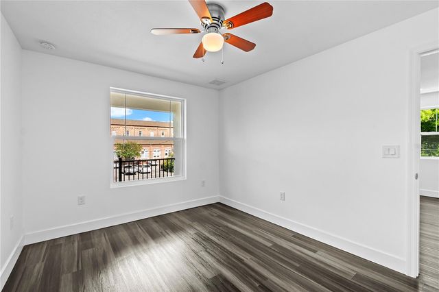2141 UPTON COURT S, St Petersburg, FL 33712