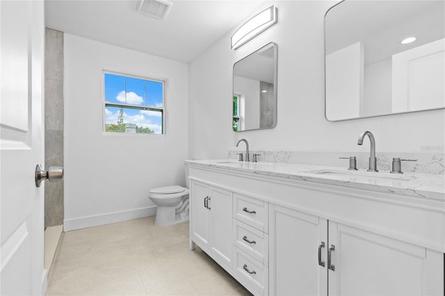2141 UPTON COURT S, St Petersburg, FL 33712