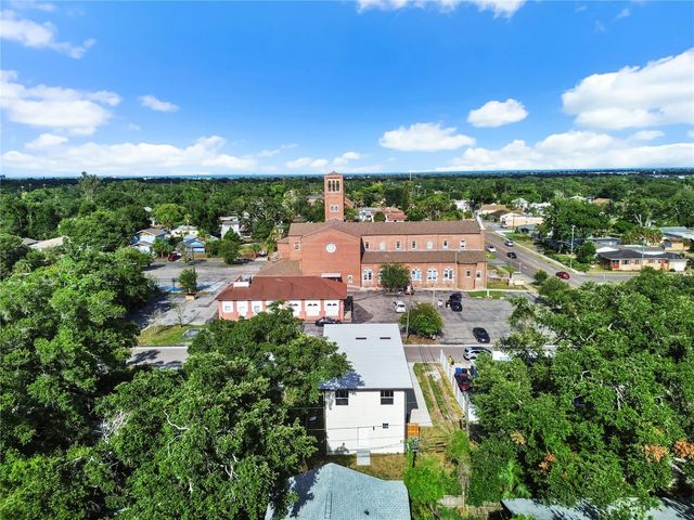2141 UPTON COURT S, St Petersburg, FL 33712