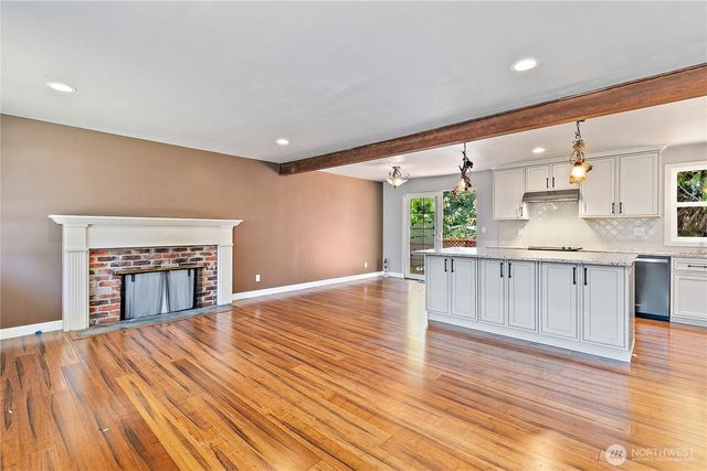 18228 42nd Place W, Lynnwood, WA 98037