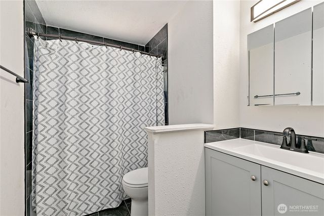 18228 42nd Place W, Lynnwood, WA 98037