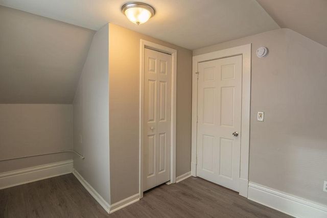 1220 Burr Street, Saint Paul, MN 55130