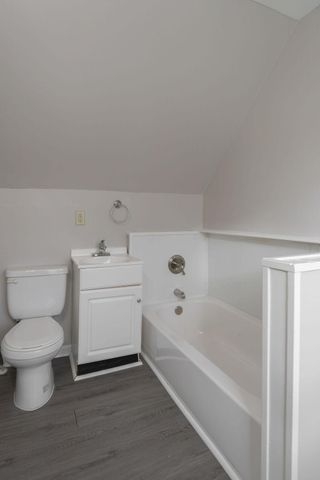 1220 Burr Street, Saint Paul, MN 55130