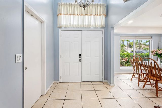 143 St Michaels Court, Jupiter, FL 33458