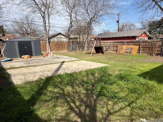 1639 HERMINE BLVD, San Antonio, TX 78201