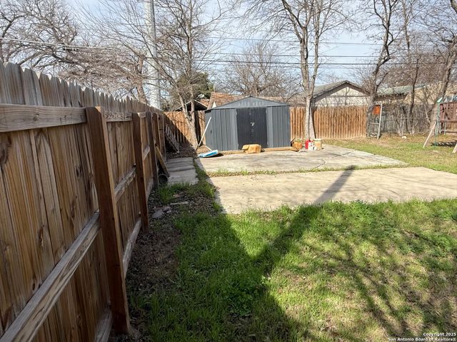 1639 HERMINE BLVD, San Antonio, TX 78201