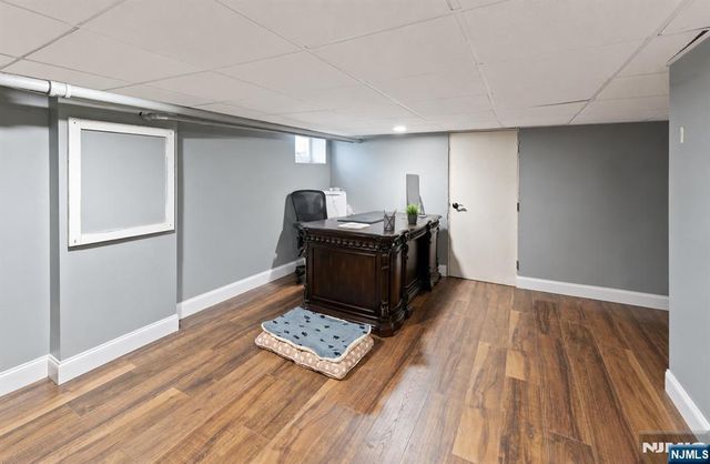 7 Wayland Drive, Verona, NJ 07044