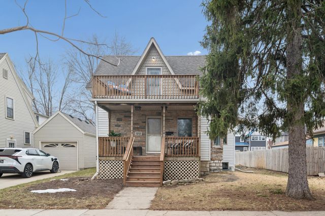 1212 1st Street NW, Rochester, MN 55901