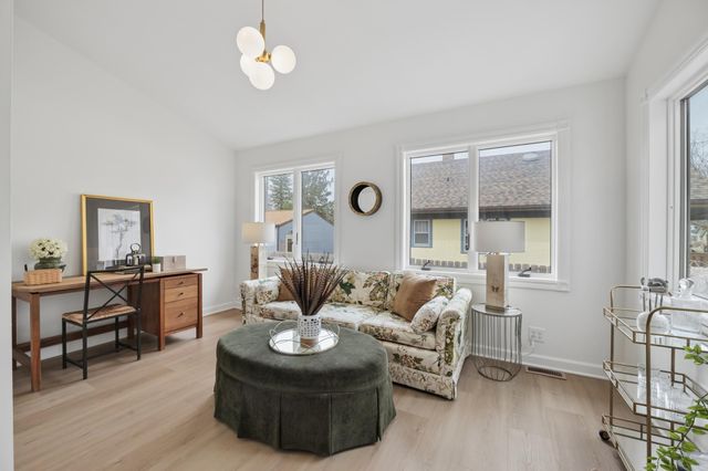 1212 1st Street NW, Rochester, MN 55901