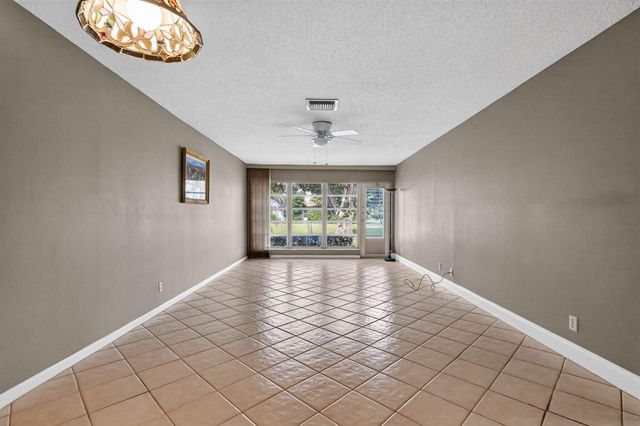 5705 QUEEN PALM Court D, Delray Beach, FL 33484