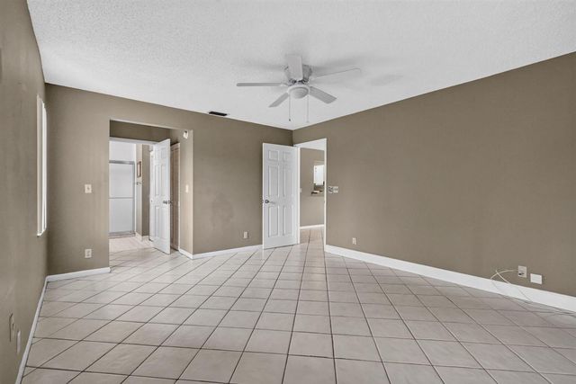 5705 QUEEN PALM Court D, Delray Beach, FL 33484