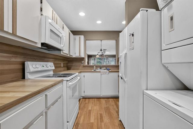 5705 QUEEN PALM Court D, Delray Beach, FL 33484