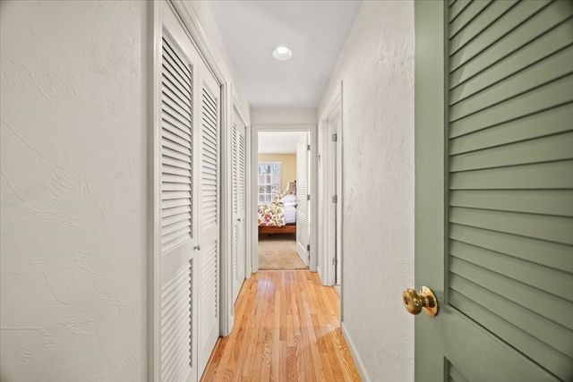 47 Peach Tree Rd, Barnstable, MA 02648