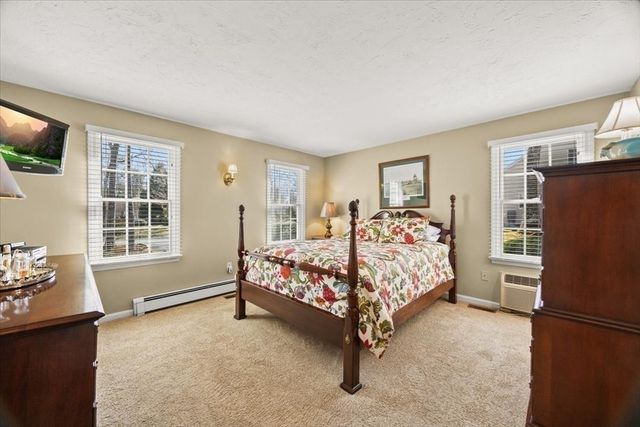 47 Peach Tree Rd, Barnstable, MA 02648