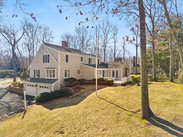 47 Peach Tree Rd, Barnstable, MA 02648
