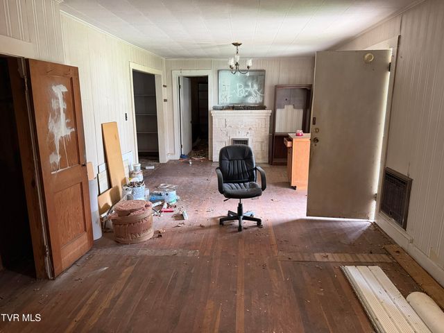 119 Mashburn Lane, Erwin, TN 37650