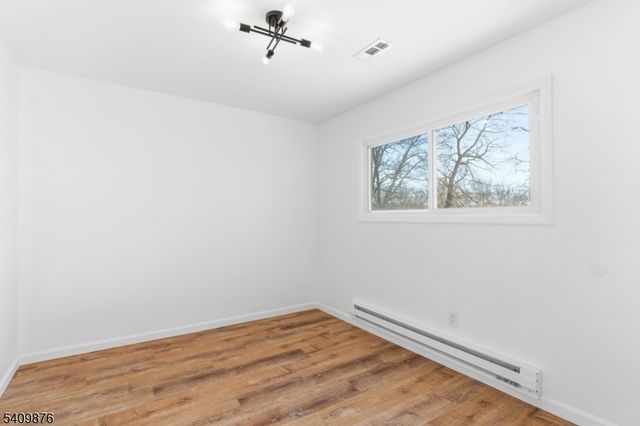 319 Tulsa Trl, Hopatcong Boro, NJ 07843