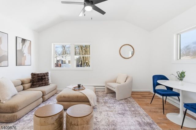 319 Tulsa Trl, Hopatcong Boro, NJ 07843