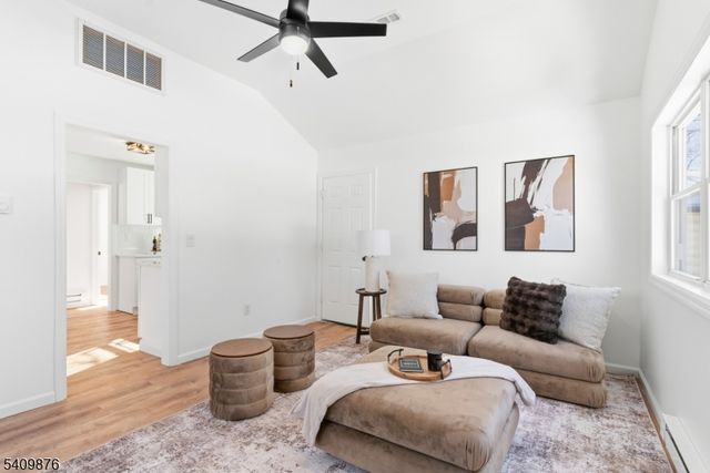 319 Tulsa Trl, Hopatcong Boro, NJ 07843