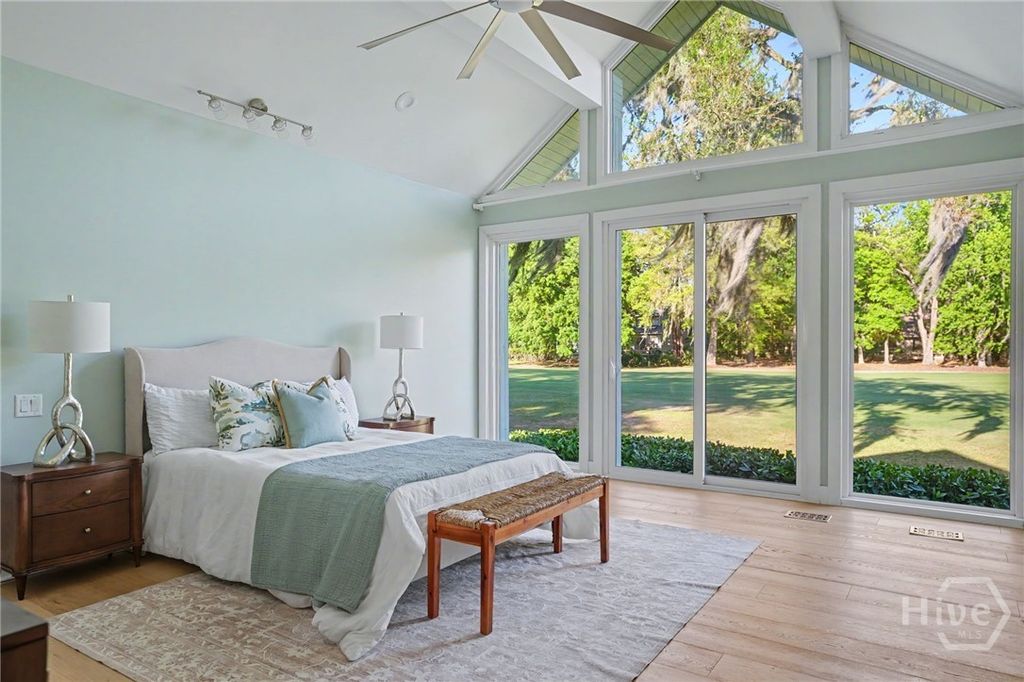 Image 20 of property listing at 12 Cricket Court, Savannah, GA 31411