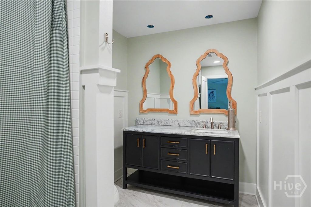 Image 32 of property listing at 12 Cricket Court, Savannah, GA 31411