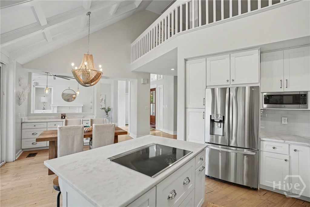 Image 8 of property listing at 12 Cricket Court, Savannah, GA 31411
