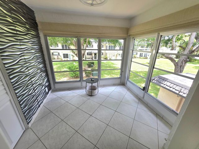 5680 SW 3rd Place 206, Margate, FL 33068