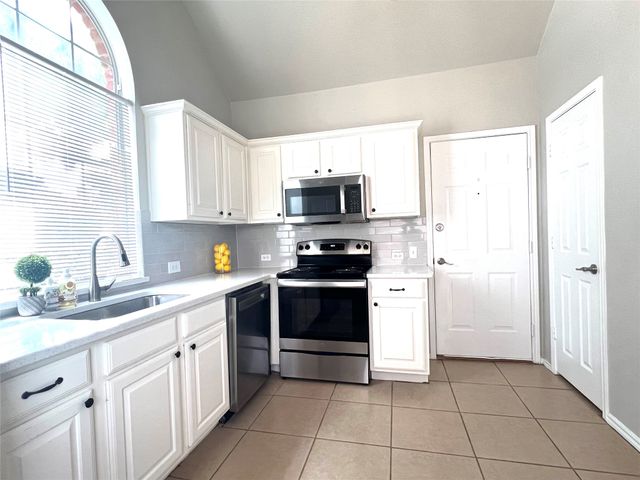 904 Inland Lane, Mckinney, TX 75072