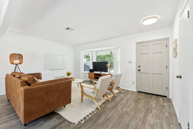 126 Beacon Circle, Norman, OK 73071