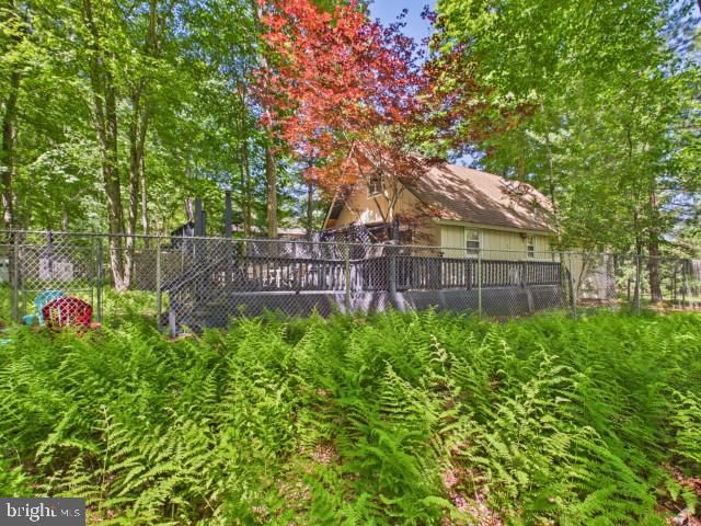 7803 LAKE SHORE DR, Pocono Lake, PA 18347